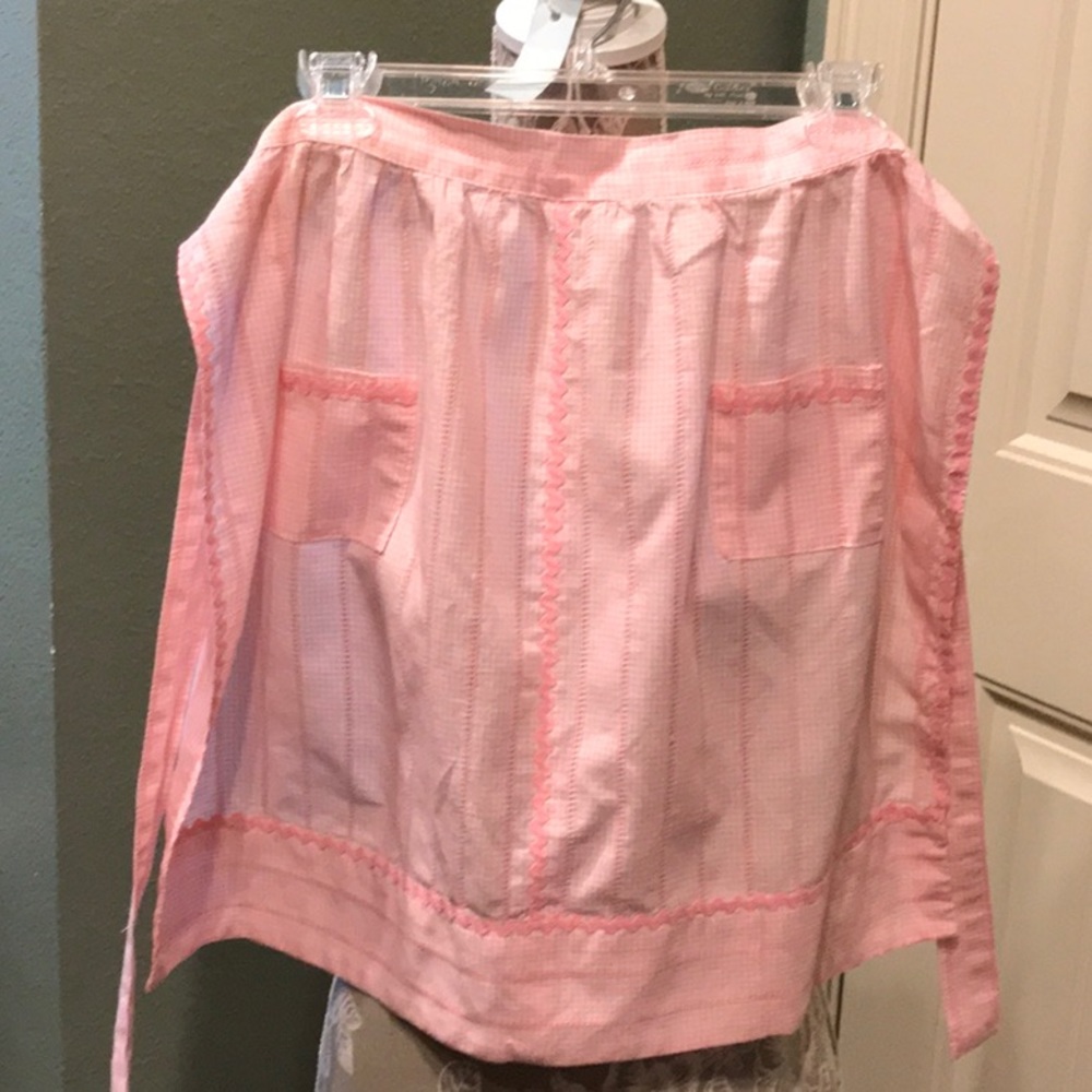 Pink vintage gingham check Apron